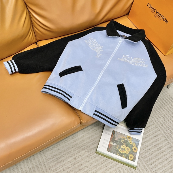 ブランドジャケット正面デザイン